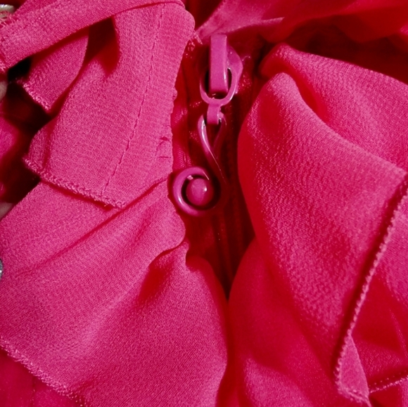 ๐๏ธ Samuel Dong Stunning Fuchsia Ruffled Lined Jacket - Picture 11 of 16